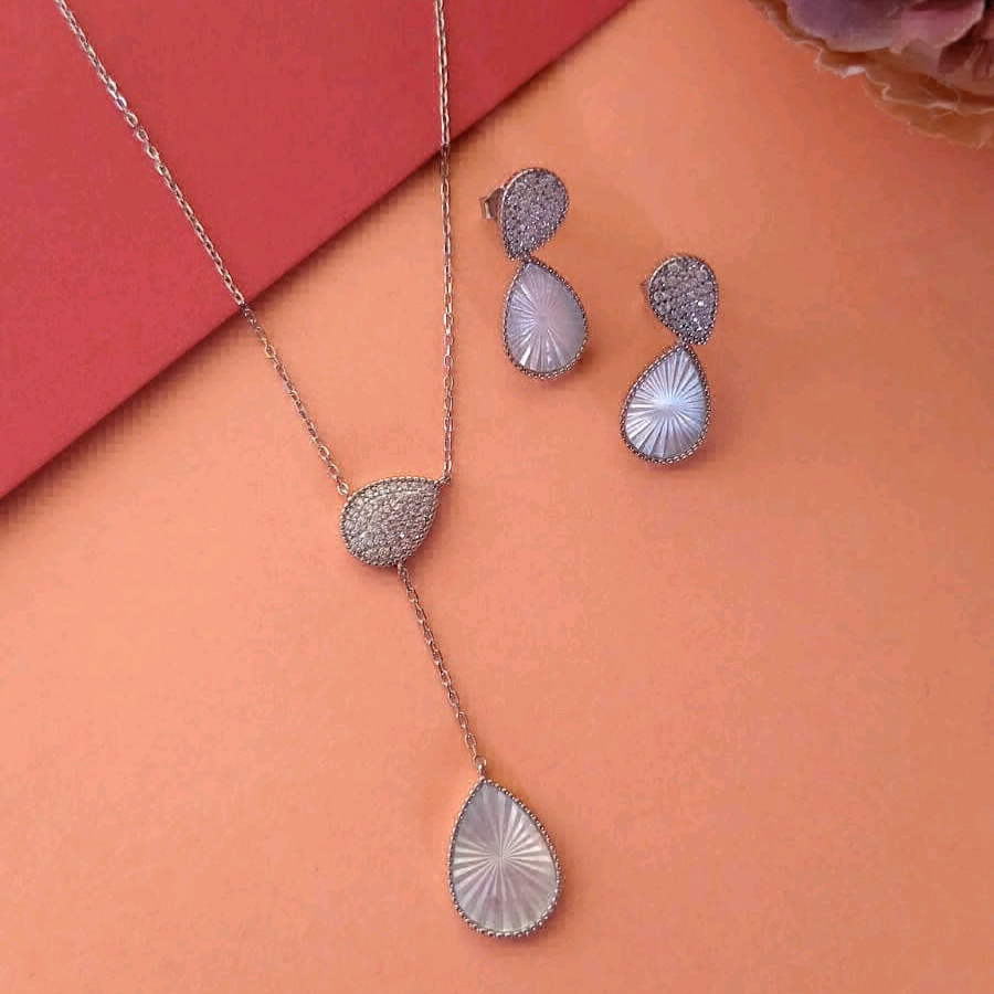 Rhodium Plating MOP Leaf CZ Pendant Set